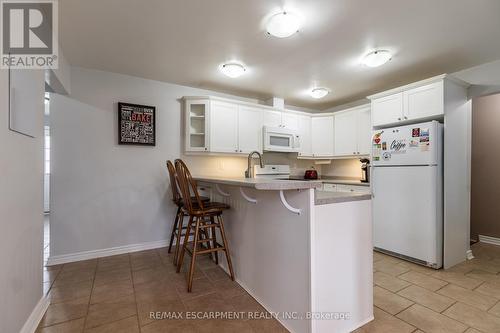 4539 Ontario Street, Lincoln, ON - Indoor Photo Showing Kitchen