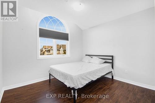 #27 -400 Skyline Ave, London, ON - Indoor Photo Showing Bedroom