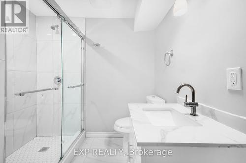 #27 -400 Skyline Ave, London, ON - Indoor Photo Showing Bathroom