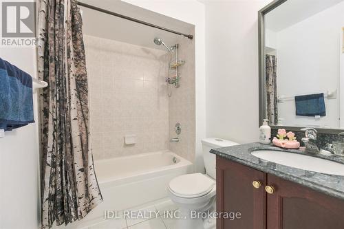 2609 Longridge Cres, Oakville, ON - Indoor Photo Showing Bathroom