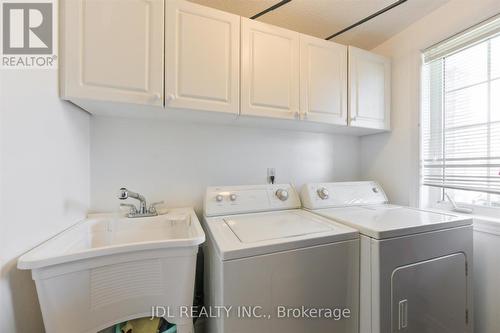 2609 Longridge Crescent, Oakville, ON - Indoor Photo Showing Laundry Room