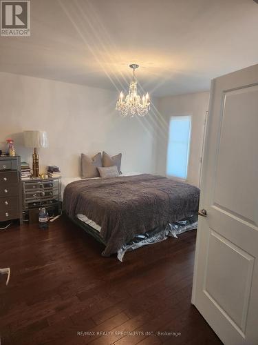 2122 Royal Gala Circle, Mississauga, ON - Indoor Photo Showing Bedroom