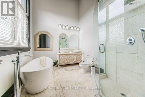 5563 Cedar Springs Road, Burlington, ON - Indoor Photo Showing Bathroom