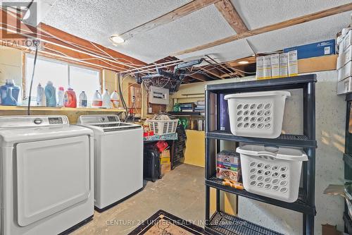15 Chester St, Guelph, ON - Indoor Photo Showing Laundry Room