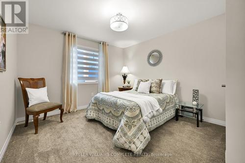 4037 Stadelbauer Drive, Lincoln, ON - Indoor Photo Showing Bedroom