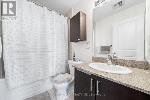 #2305 -2900 Highway 7 Rd, Vaughan, ON - Indoor Photo Showing Bathroom