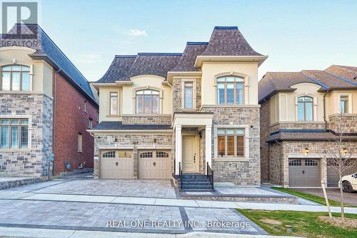 149 Milky Way Dr, Richmond Hill, ON - Outdoor With Facade