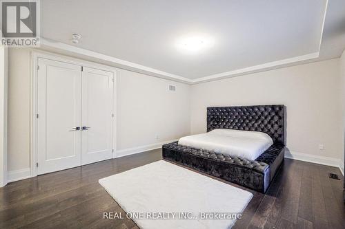 149 Milky Way Drive, Richmond Hill, ON - Indoor Photo Showing Bedroom