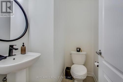2885 Elgin Mills Rd E, Markham, ON - Indoor Photo Showing Bathroom