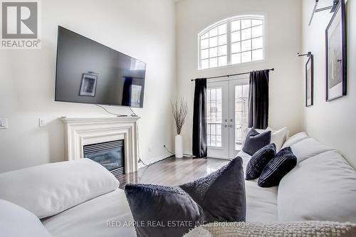 2885 Elgin Mills Rd E, Markham, ON - Indoor Photo Showing Bedroom With Fireplace
