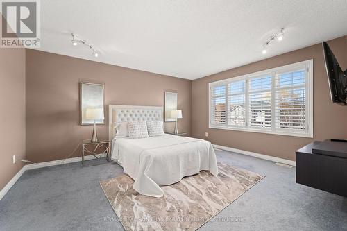 63 Linda Margaret Cres, Richmond Hill, ON - Indoor Photo Showing Bedroom