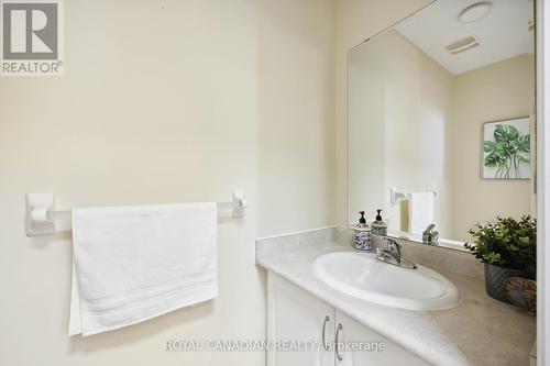 97 Andriana Cres, Markham, ON - Indoor Photo Showing Bathroom