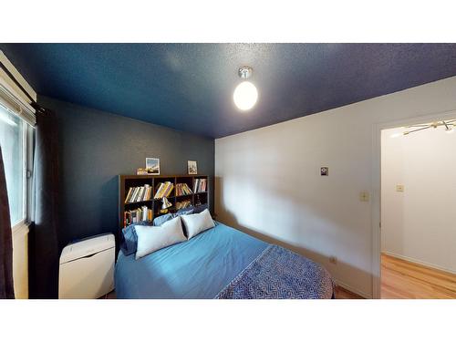 1027 - 930 Dogwood Drive, Kimberley, BC - Indoor Photo Showing Bedroom