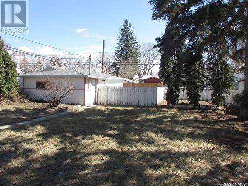 1736 St John Street, Regina, SK - Outdoor