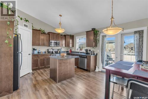107 Kinsmen Crescent, Martensville, SK - Indoor Photo Showing Kitchen With Stainless Steel Kitchen