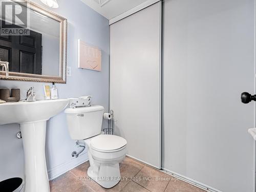 111 - 163 Bleecker Street, Toronto, ON - Indoor Photo Showing Bathroom