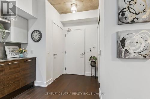 #356 -1030 King St W, Toronto, ON - Indoor Photo Showing Other Room