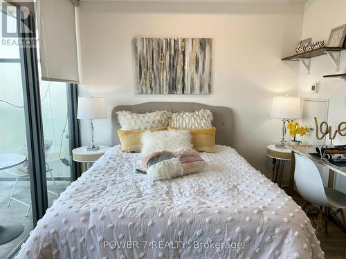 #4402 -50 Charles St E, Toronto, ON - Indoor Photo Showing Bedroom
