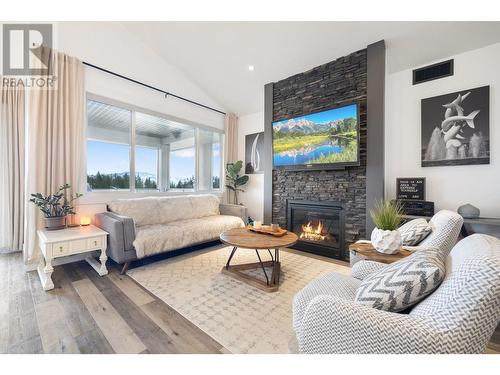 2409 Tallus Heights Drive, West Kelowna, BC - Indoor Photo Showing Living Room With Fireplace