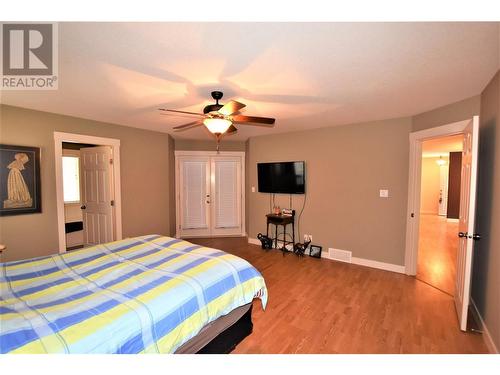 458 Ibis Avenue, Vernon, BC - Indoor Photo Showing Bedroom