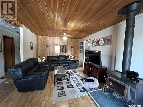 8 Alder Place, Candle Lake, SK - Indoor Photo Showing Living Room
