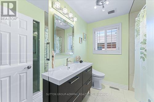 241 Derrydown Rd, Toronto, ON - Indoor Photo Showing Bathroom