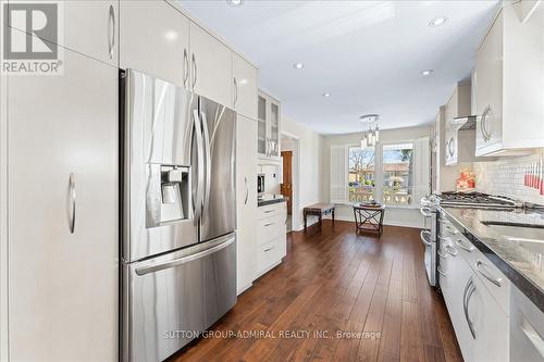 241 Derrydown Rd, Toronto, ON - Indoor Photo Showing Kitchen With Upgraded Kitchen