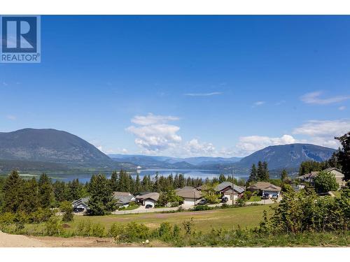 Lot 15 16 Avenue Se Lot# 15, Salmon Arm, BC 