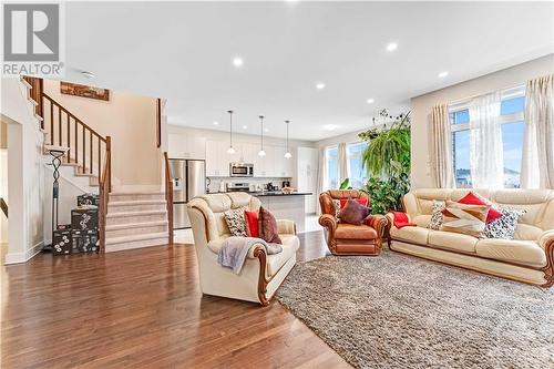 33 Antonakos Drive, Carleton Place, ON - Indoor Photo Showing Living Room