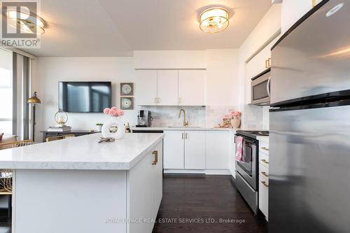 #1105 -15 Legion Rd, Toronto, ON - Indoor Photo Showing Kitchen With Stainless Steel Kitchen With Upgraded Kitchen