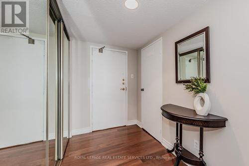 806 - 2185 Marine Drive, Oakville, ON - Indoor Photo Showing Other Room