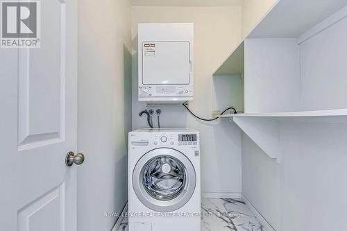 #709 -2511 Lakeshore Rd W, Oakville, ON - Indoor Photo Showing Laundry Room