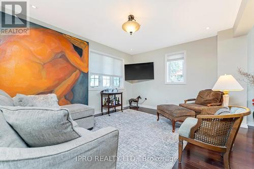 104 Charles St, Halton Hills, ON - Indoor Photo Showing Living Room