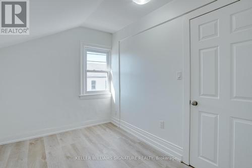 43 Centre St N, St. Catharines, ON - Indoor Photo Showing Other Room