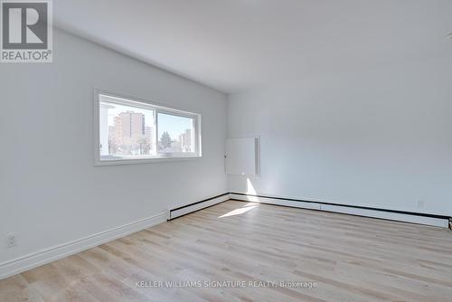 43 Centre St N, St. Catharines, ON - Indoor Photo Showing Other Room