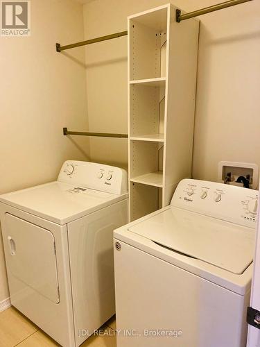 7710 Buckeye Crescent, Niagara Falls, ON - Indoor Photo Showing Laundry Room