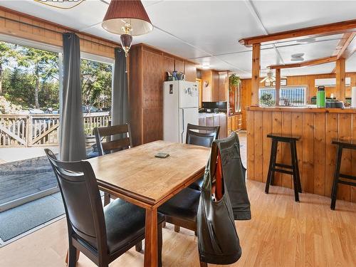 288 Albion Cres, Ucluelet, BC - Indoor Photo Showing Dining Room