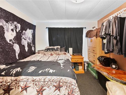 288 Albion Cres, Ucluelet, BC - Indoor Photo Showing Bedroom