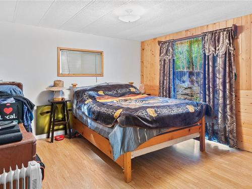 288 Albion Cres, Ucluelet, BC - Indoor Photo Showing Bedroom