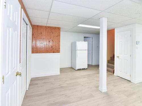 Salle familiale - 305 Av. Sergerie, Saint-Pascal, QC - Indoor Photo Showing Other Room