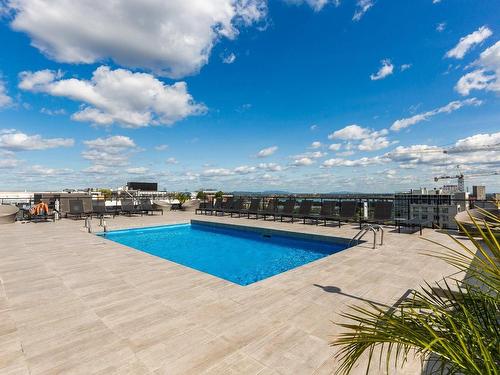 Pool - 809-235 Rue Peel, Montréal (Le Sud-Ouest), QC - Outdoor With In Ground Pool With View