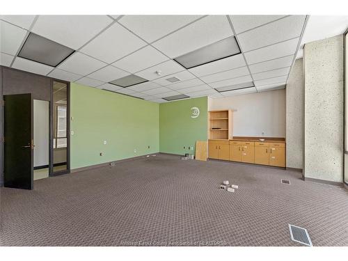 2Nd Floor-850 Ouellette Avenue, Windsor, ON 