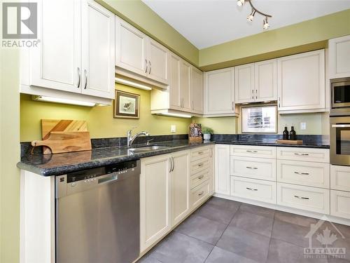 21 Durham Private Unit#304, Ottawa, ON - Indoor Photo Showing Kitchen With Double Sink