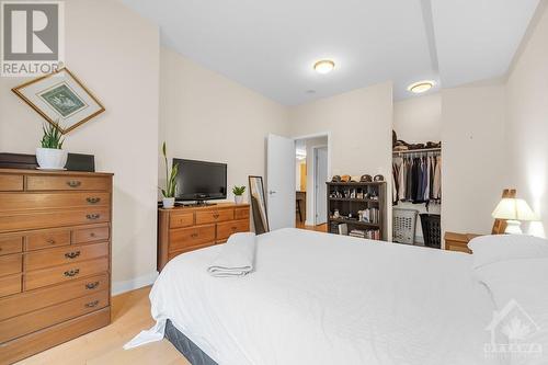 40 Nepean Street Unit#303, Ottawa, ON - Indoor Photo Showing Bedroom