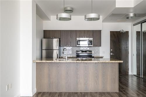 112 King Street E|Unit #1003, Hamilton, ON - Indoor Photo Showing Kitchen With Stainless Steel Kitchen