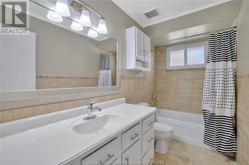 193 Ducharme, Lakeshore, ON - Indoor Photo Showing Bathroom