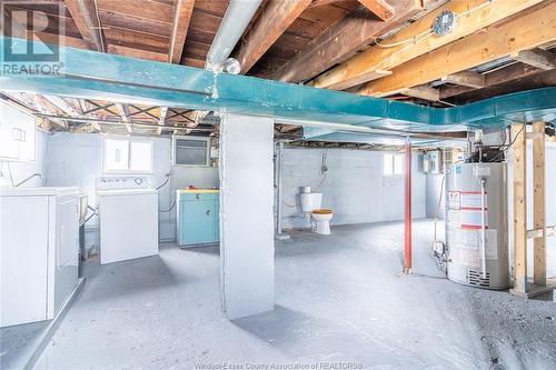 824 Lesperance Road, Tecumseh, ON - Indoor Photo Showing Laundry Room