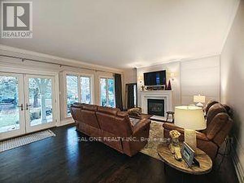 1171 Westdale Road, Oakville, ON - Indoor Photo Showing Living Room With Fireplace