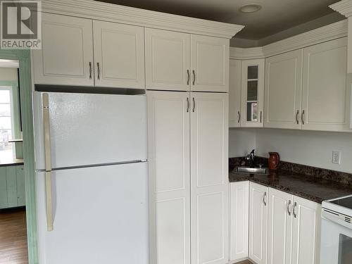 21 Herring Cove Road, Town Of Fogo Island, NL - Indoor Photo Showing Kitchen