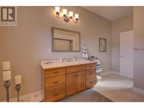 6416 Horsefly Landing Road, Horsefly, BC - Indoor Photo Showing Bathroom